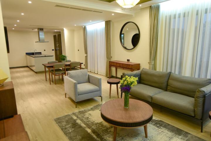Room 7 of 51