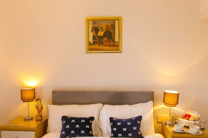 Room 30 of 174