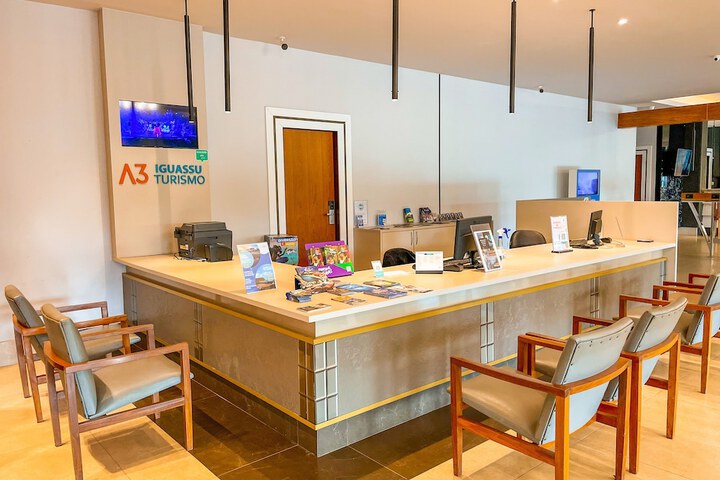 Concierge desk