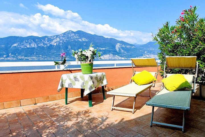 Terrace/Patio 30 of 70