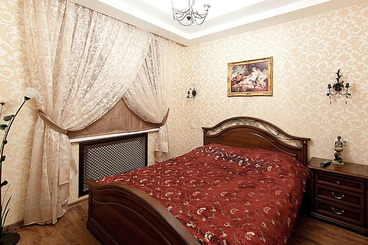 Room 10 of 61