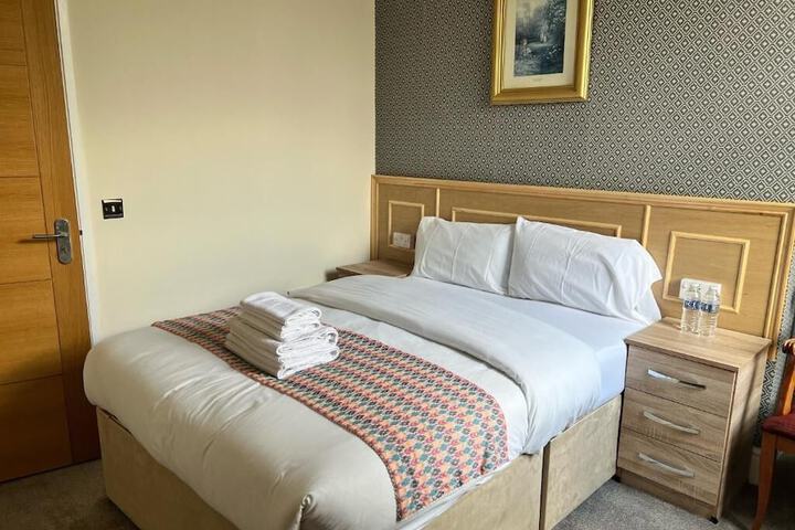 Room 4 of 21