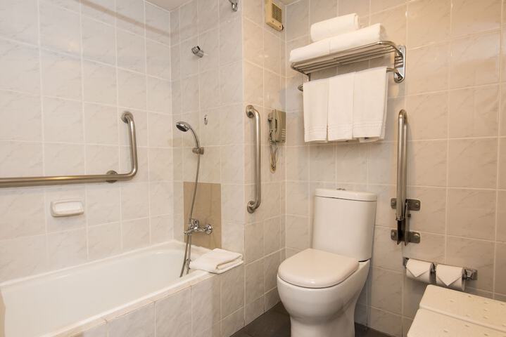 Clean Restrooms