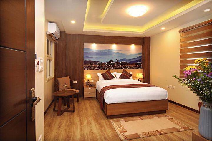 Room 12 of 121