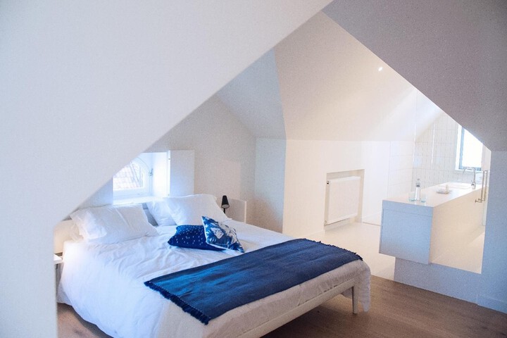 Room 14 of 38