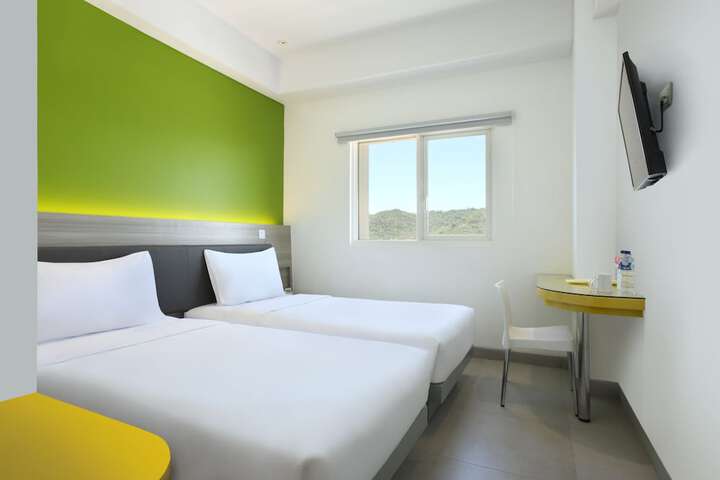 Room 7 of 35