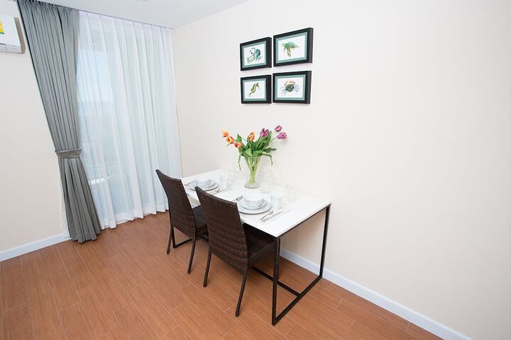 Dining Photos