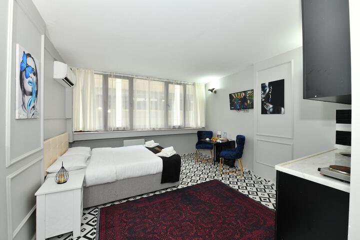 Room 5 of 47