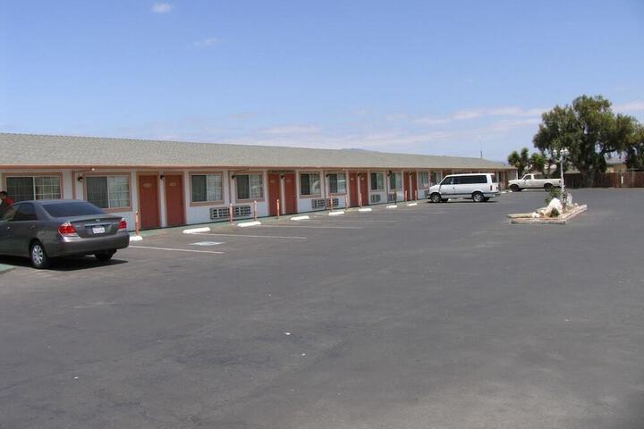 Photo 8
