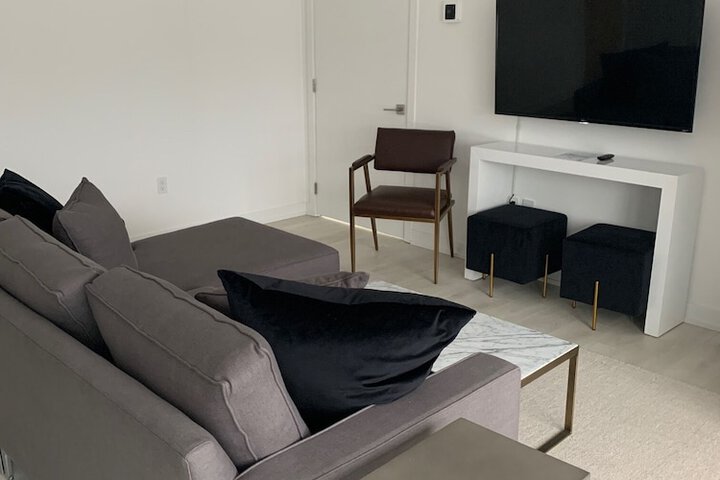 Room 59 of 141