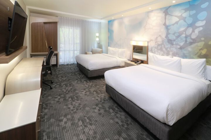 Room 12 of 85