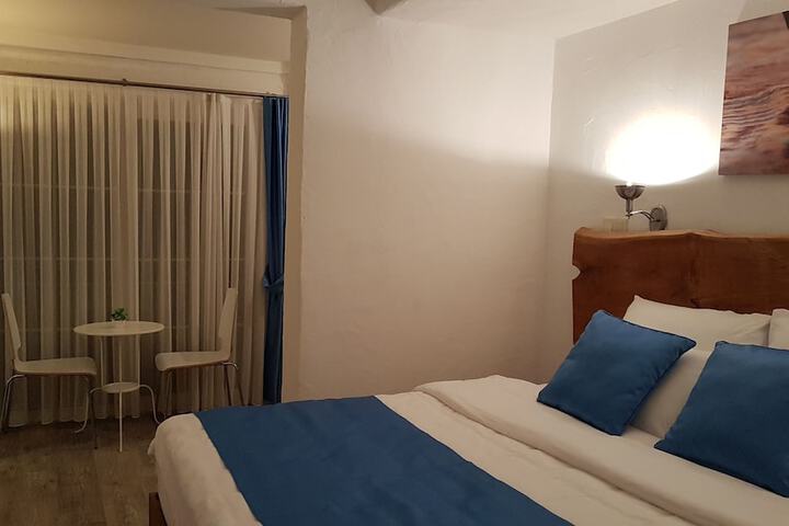 Room 22 of 137