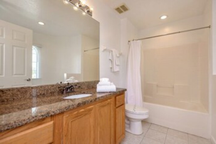 Room 5 of 25