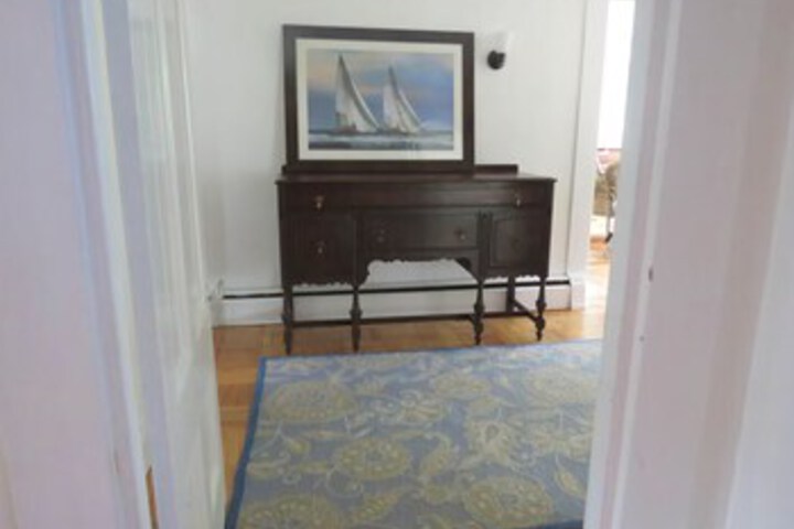 Room 14 of 16