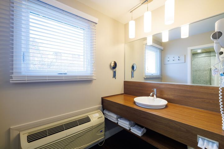 Bath Interior