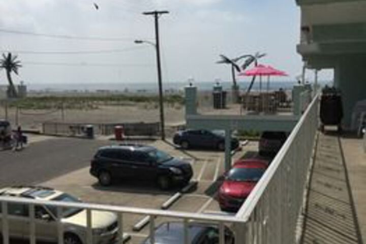 Hotel View 122 of 123