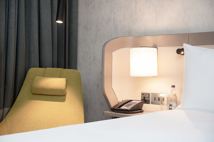 Room 28 of 113