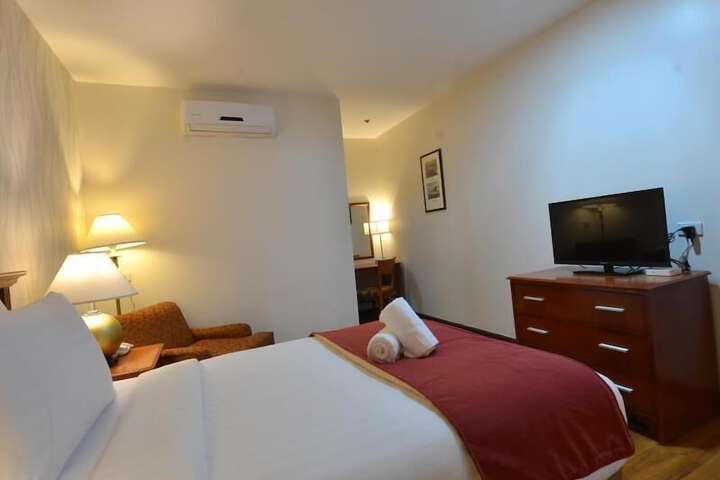 Room 14 of 31