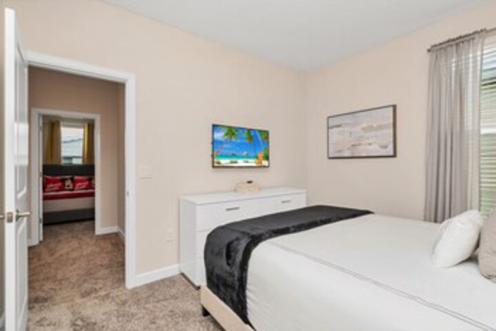 Room 41 of 47
