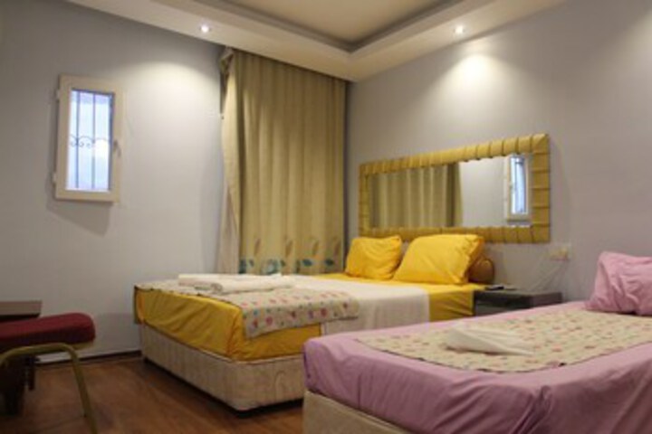 Room 124 of 137