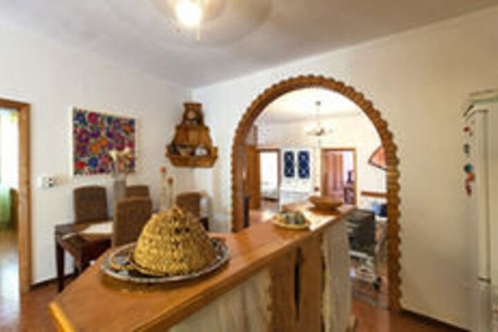 Room 29 of 40