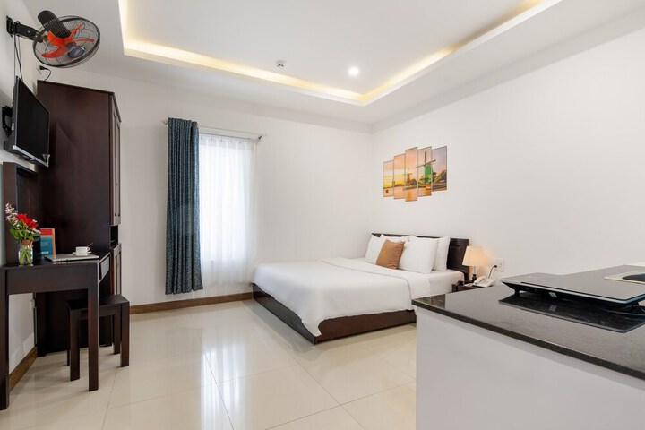 Room 27 of 45