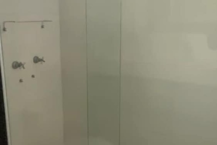 Room 60 of 83