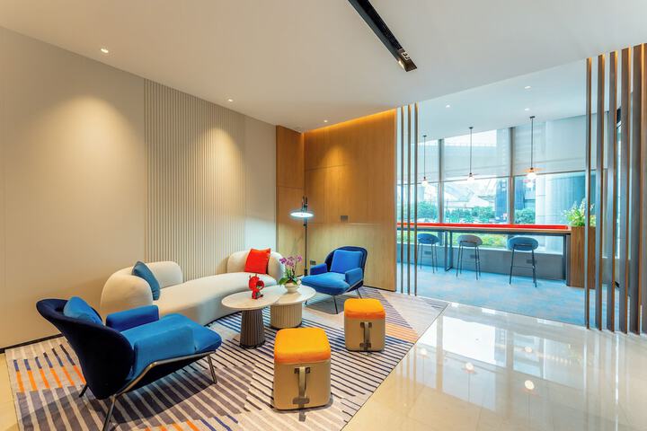 Hotel 75 of 88