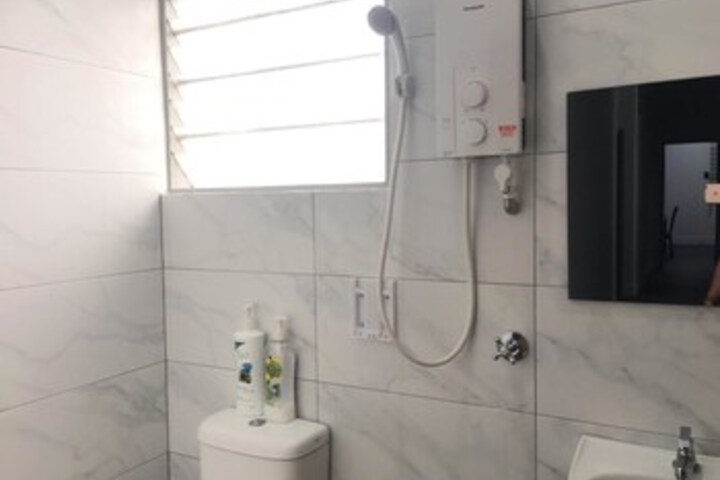 Room 5 of 58