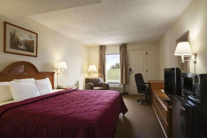 2 Double Beds (5 of 7)