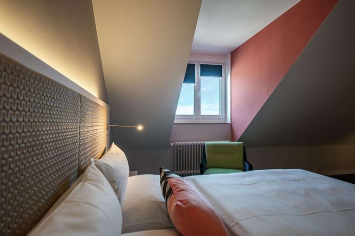 Room 35 of 119