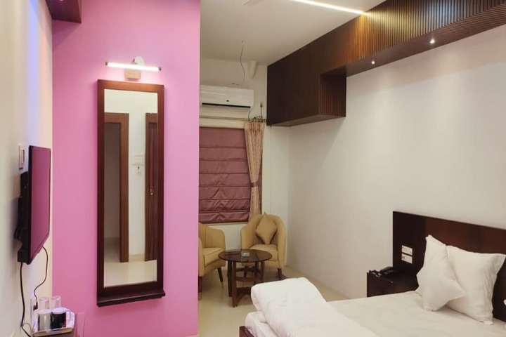 Room 3 of 5