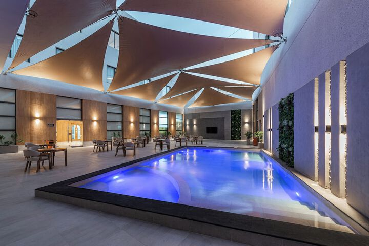 Pool 40 of 54
