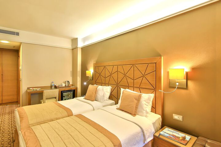 Room 20 of 133