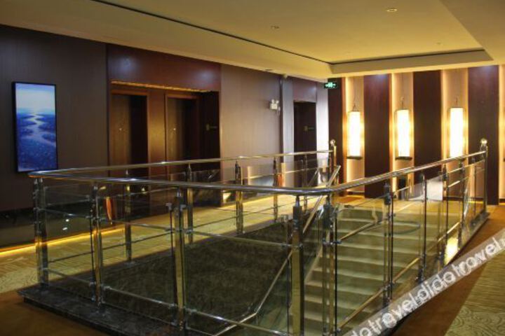 Hotel Interior 8 of 16