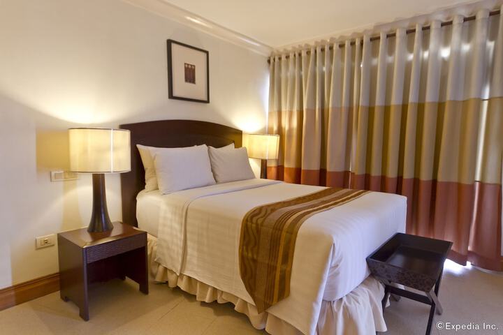Room 15 of 121