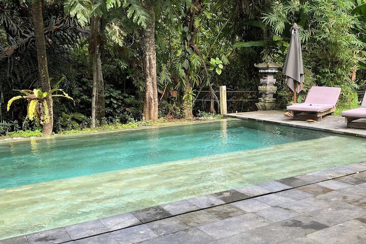 Pool 23 of 30