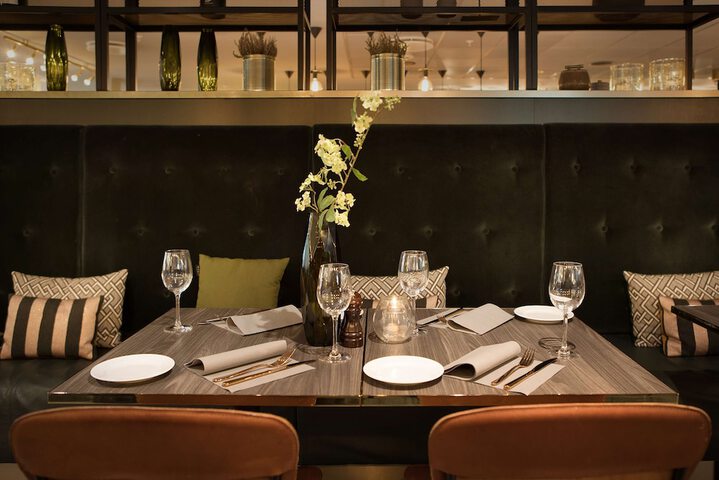 Dining 40 of 57