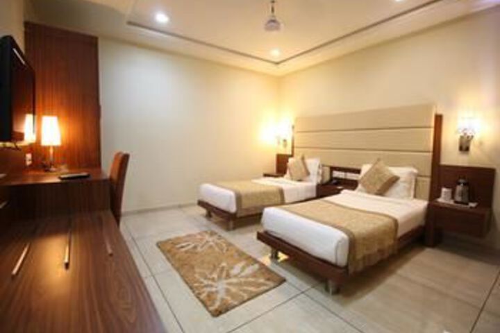 Room 21 of 39