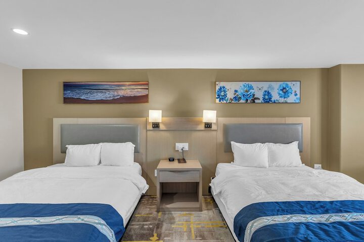 Room 22 of 40
