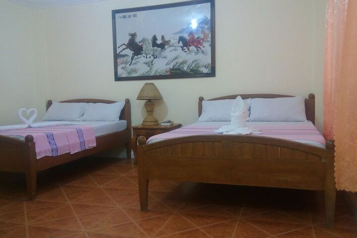 Room 7 of 14