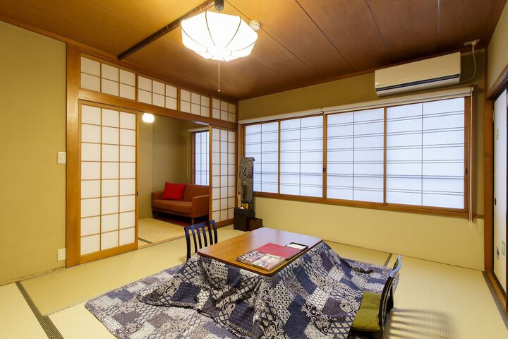 Room 19 of 110