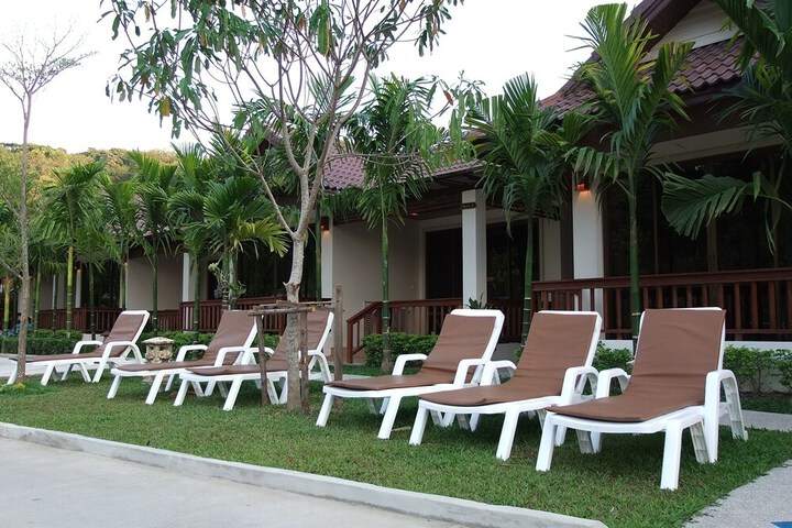 Sundeck 36 of 43