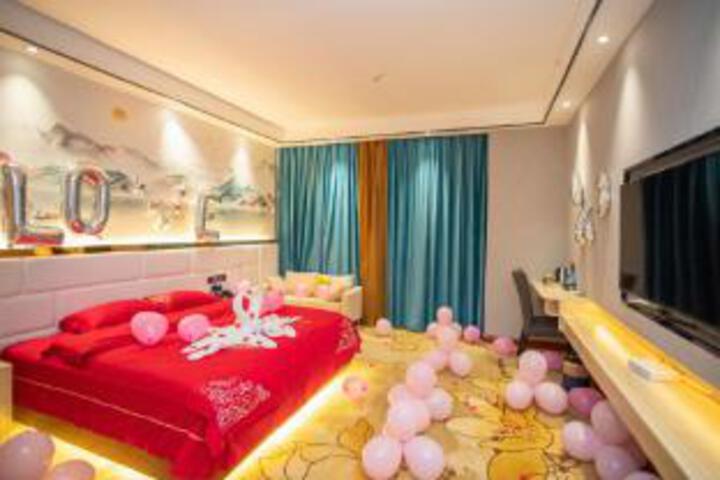 Room 20 of 20