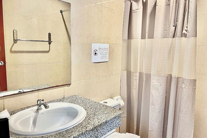 Room 9 of 45