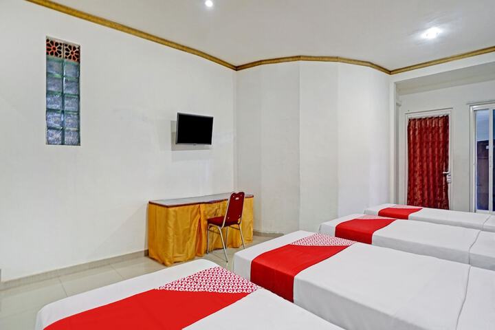 Room 18 of 36