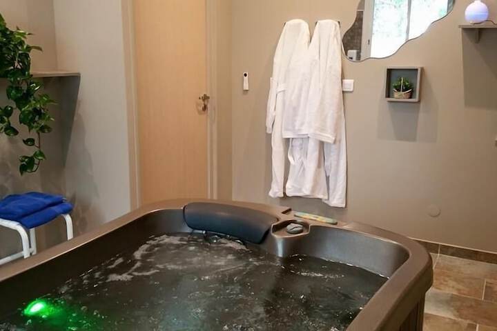 Spa 35 of 54