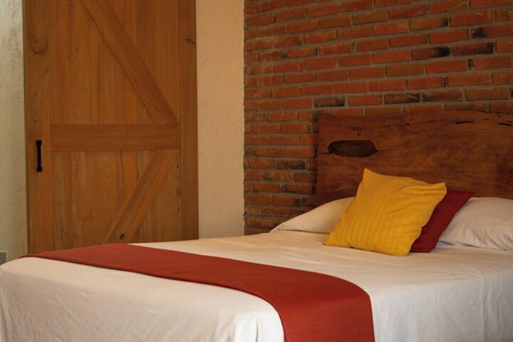 Room 4 of 26