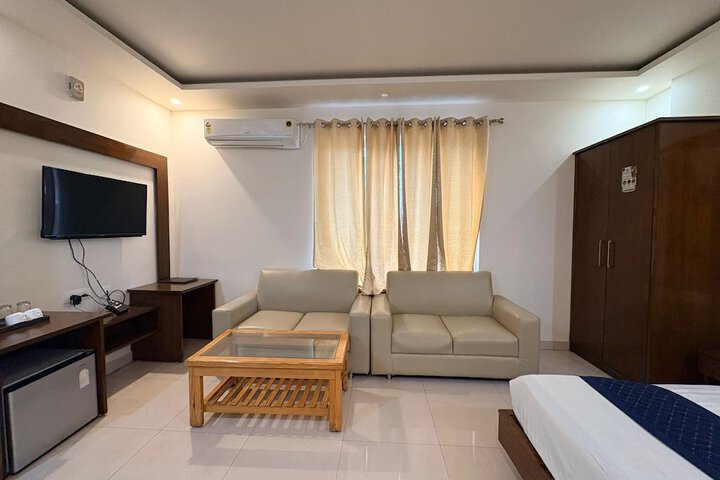 Room 5 of 49