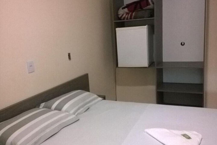 Room 16 of 50
